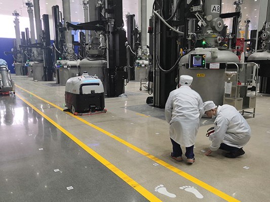 驚！電子廠拖把 “闖禍”，坦力無(wú)人駕駛洗地機(jī)器人 “力挽狂瀾”