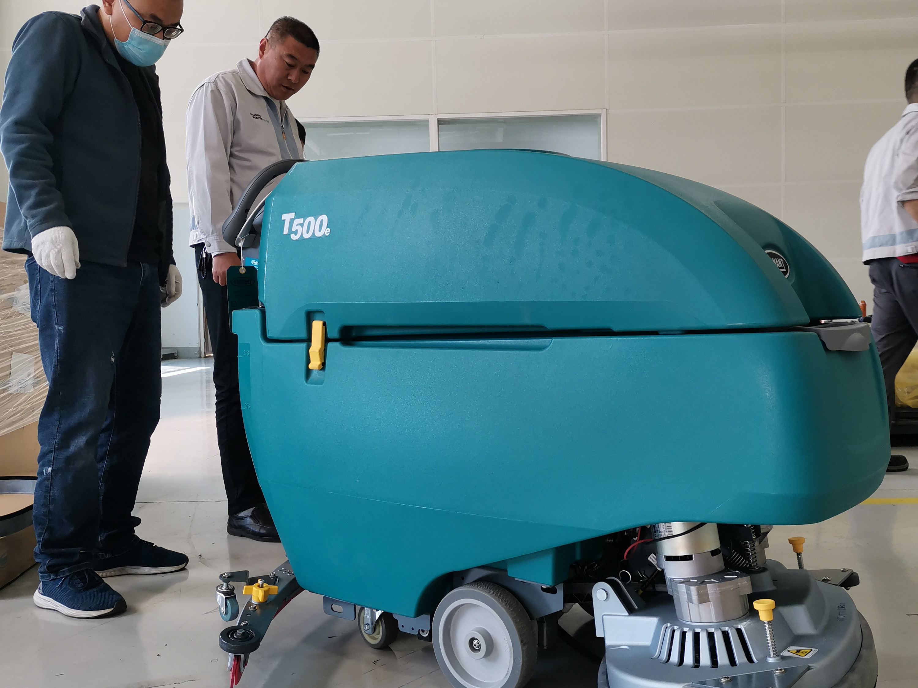 醫(yī)院選用洗地機有什么注意事項？