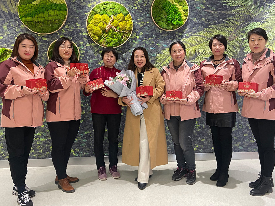 捷立的半邊天，祝您節(jié)日快樂(lè) ！