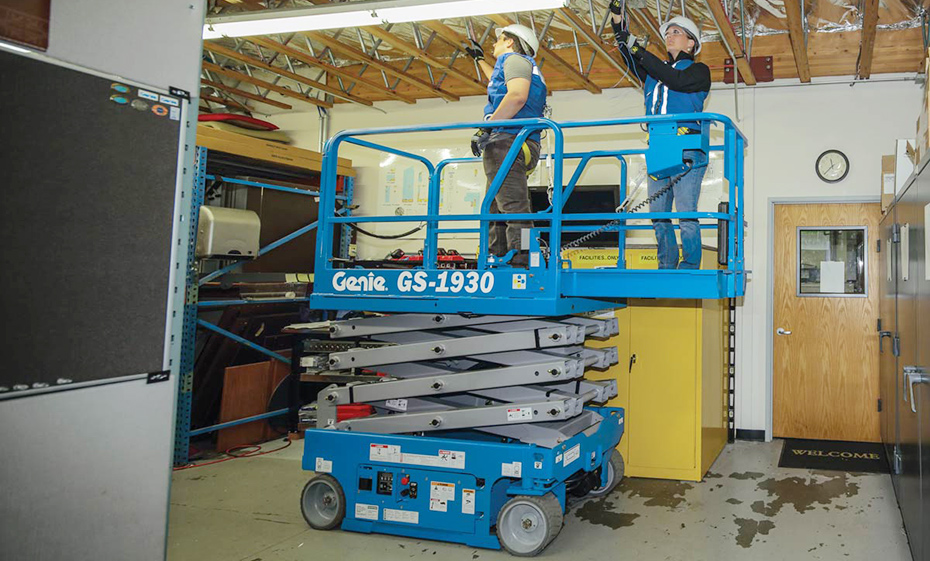 剪型高空作業(yè)平臺GS-1532&GS-1532 電動